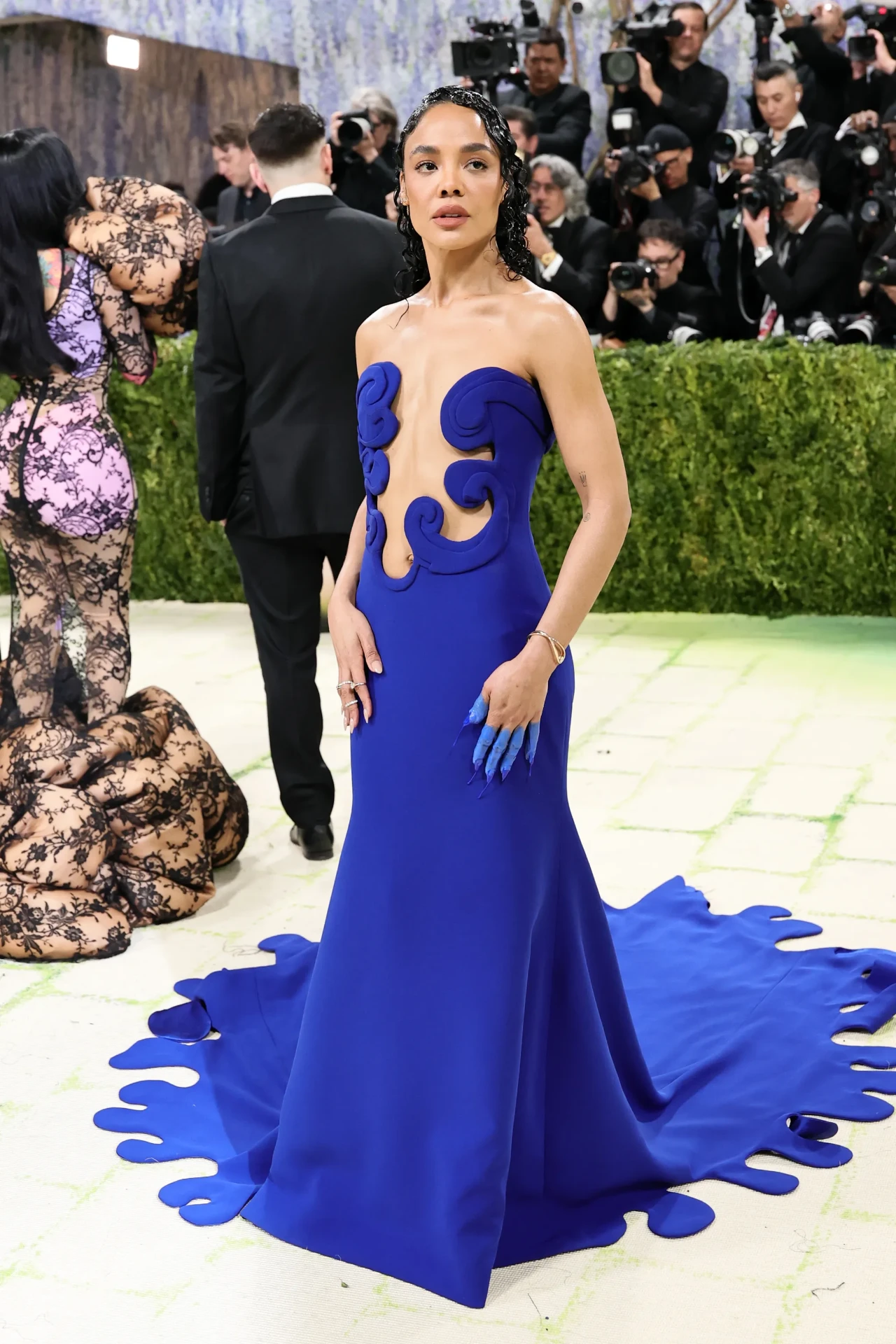 Cobalt sculpted gown with liquid hemline