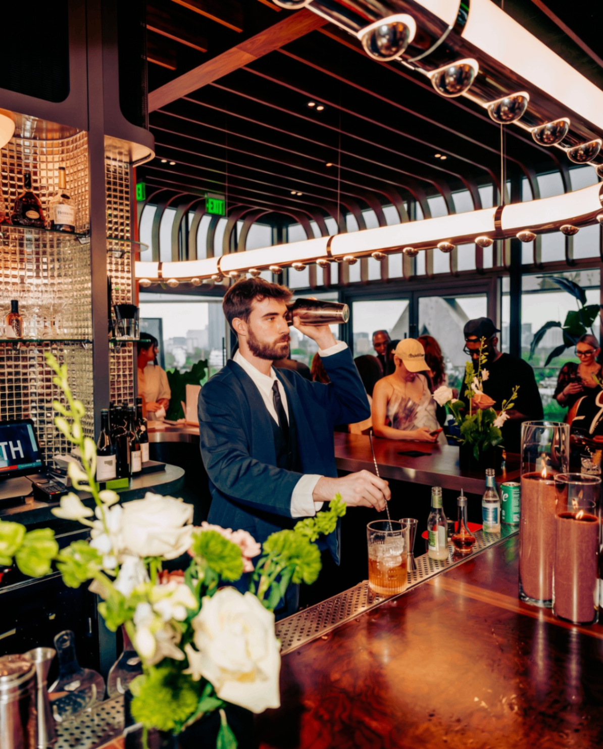 The bar at Moonlight